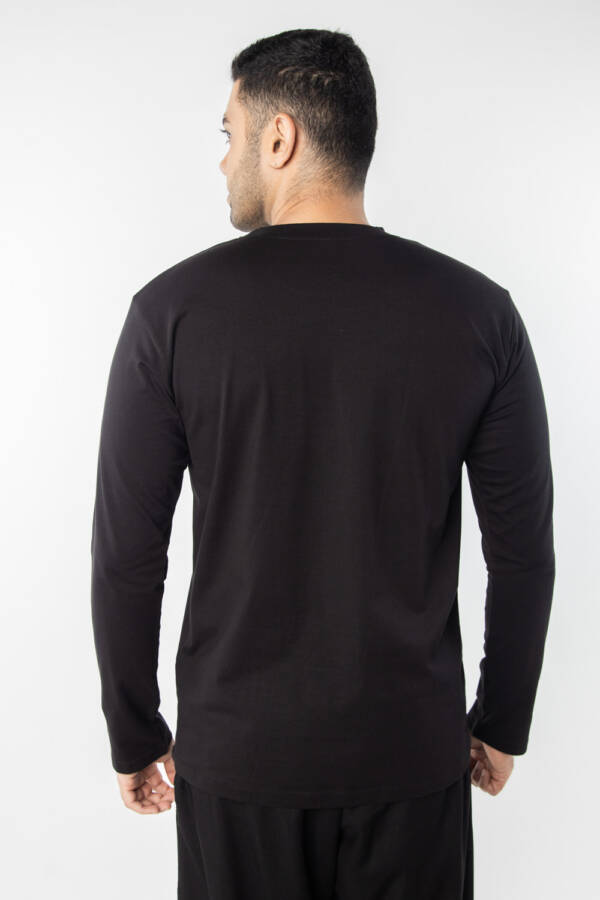 Men's T-Shirt - Image 14